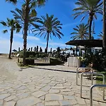 Puerto Banus 2linea Playa,piscina Y Parking Marbella