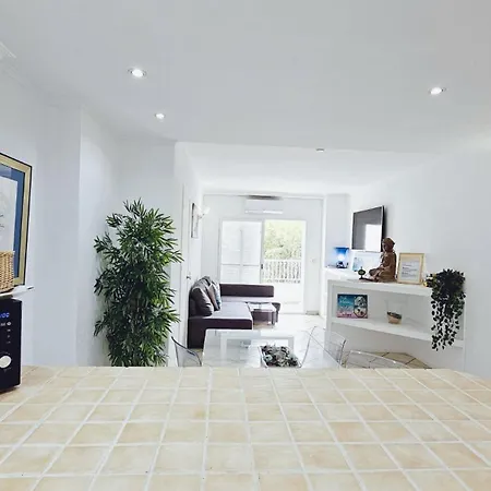 Puerto Banus 2linea Playa,piscina Y Parking Apartment
